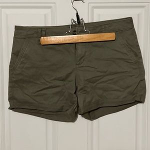 Juniors Olive Shorts
